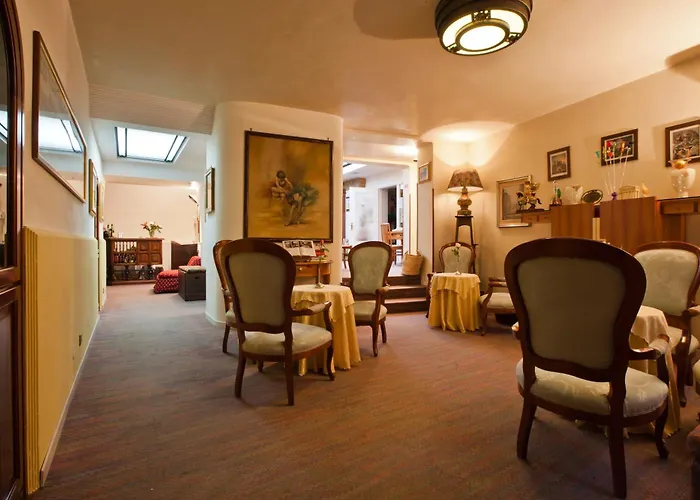 Hotel Moderno