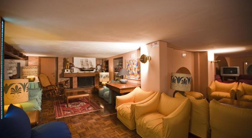 Hotel Moderno 3*